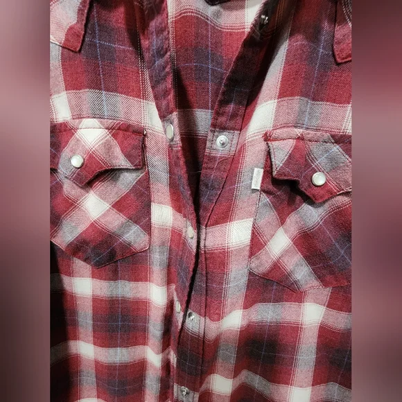 Levi's Red Plaid Button-Up Shirt, Large - Picture 3 of 4